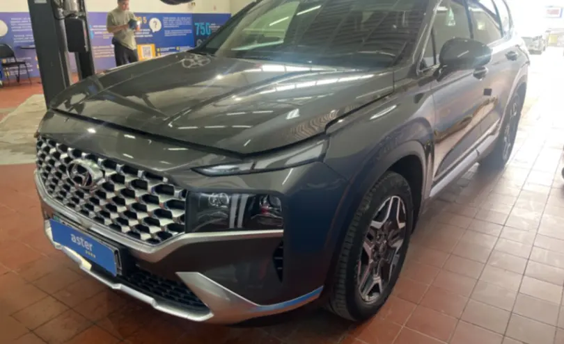 Hyundai Santa Fe 2022 года за 16 500 000 тг. в Астана