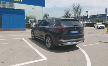 BMW X5 2023 года за 50 000 000 тг. в Алматы фото 4