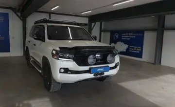 Toyota Land Cruiser 2015 года за 25 000 000 тг. в Астана фото 2