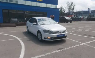 Volkswagen Passat 2014 года за 6 000 000 тг. в Алматы фото 2
