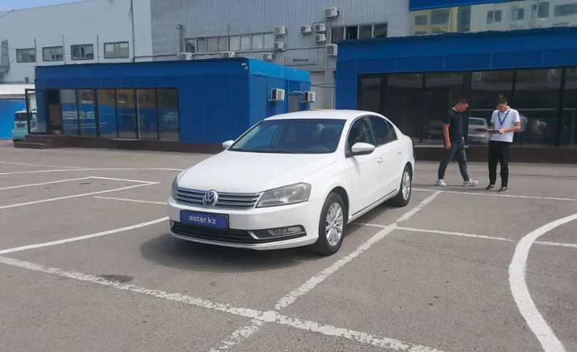 Volkswagen Passat 2014 года за 6 000 000 тг. в Алматы