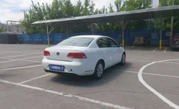 Volkswagen Passat 2014 года за 6 000 000 тг. в Алматы фото 3