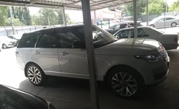 Land Rover Range Rover 2018 года за 40 000 000 тг. в Алматы фото 4