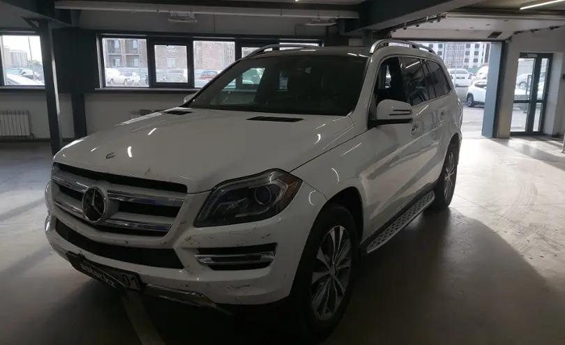 Mercedes-Benz GL-Класс 2015 года за 17 500 000 тг. в Астана