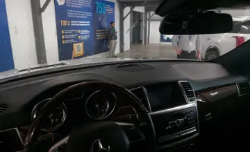 Mercedes-Benz GL-Класс 2015 года за 17 500 000 тг. в Астана фото 5