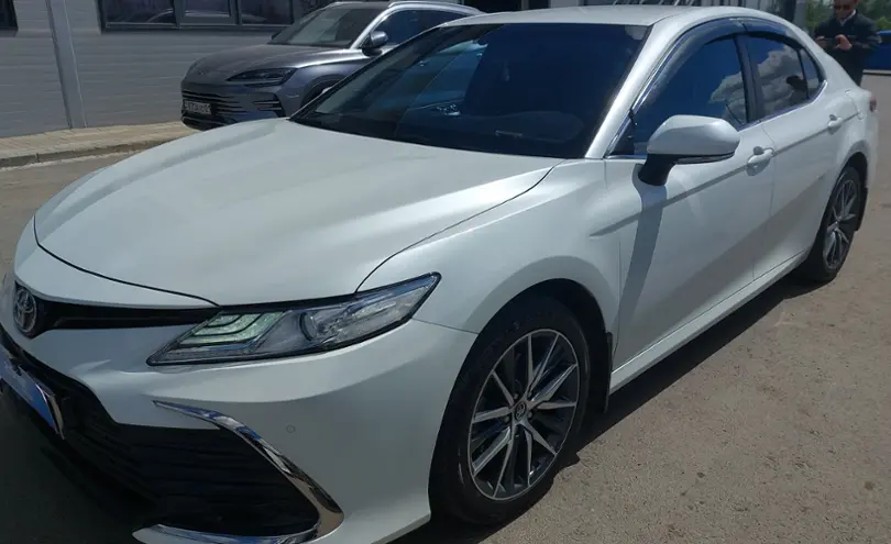 Toyota Camry 2021 года за 13 000 000 тг. в Астана