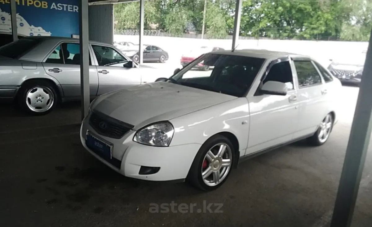 LADA (ВАЗ) Priora 2014 года за 2 300 000 тг. в Алматы