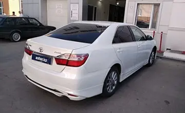 Toyota Camry 2016