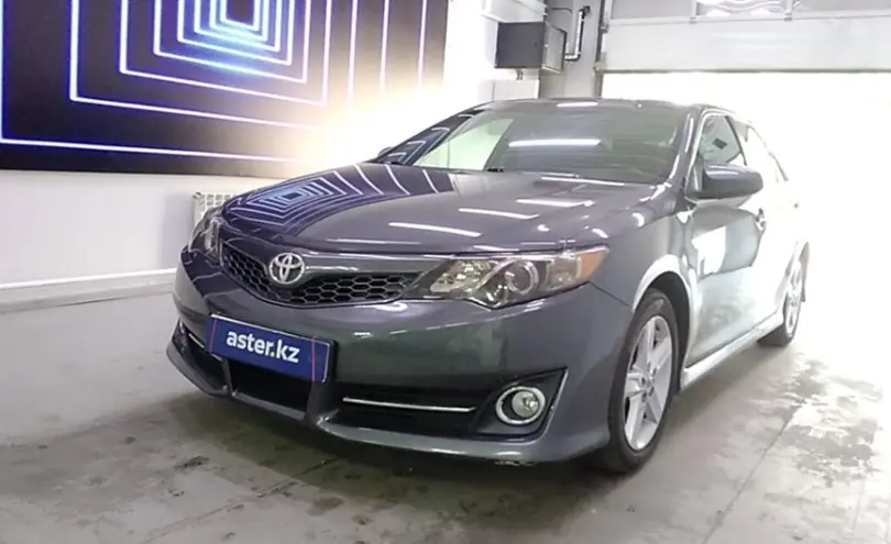 Toyota Camry 2012 года за 8 000 000 тг. в Павлодар