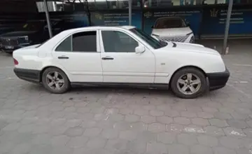 Mercedes-Benz E-Класс 1996 года за 1 800 000 тг. в Караганда фото 4