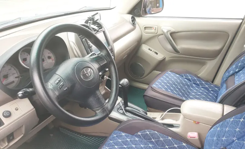 Toyota RAV4 2004 года за 4 700 000 тг. в Алматы фото 5