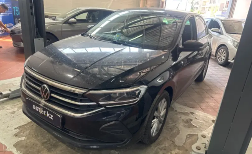 Volkswagen Polo 2022 года за 8 500 000 тг. в Астана