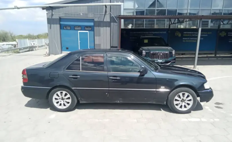 Mercedes-Benz C-Класс 1996 года за 2 000 000 тг. в Караганда фото 4