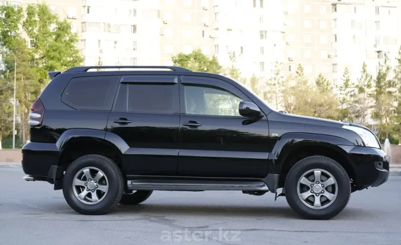 Toyota Land Cruiser Prado 2007 года за 13 500 000 тг. в Павлодар
