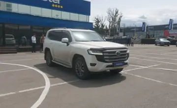 Toyota Land Cruiser 2023 года за 50 000 000 тг. в Алматы фото 2