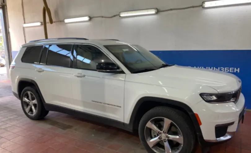 Jeep Grand Cherokee 2021 года за 30 000 000 тг. в Семей фото 4