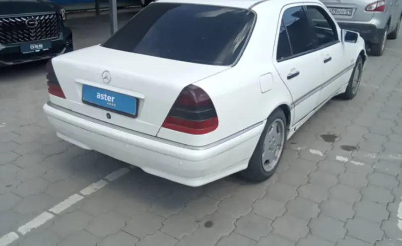 Mercedes-Benz C-Класс 1998 года за 2 000 000 тг. в Караганда фото 5