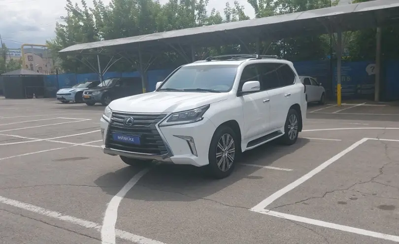 Lexus LX 2015 года за 35 000 000 тг. в Алматы