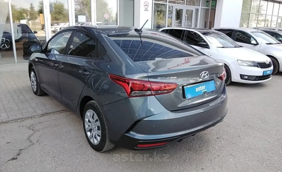 Hyundai Solaris 2021