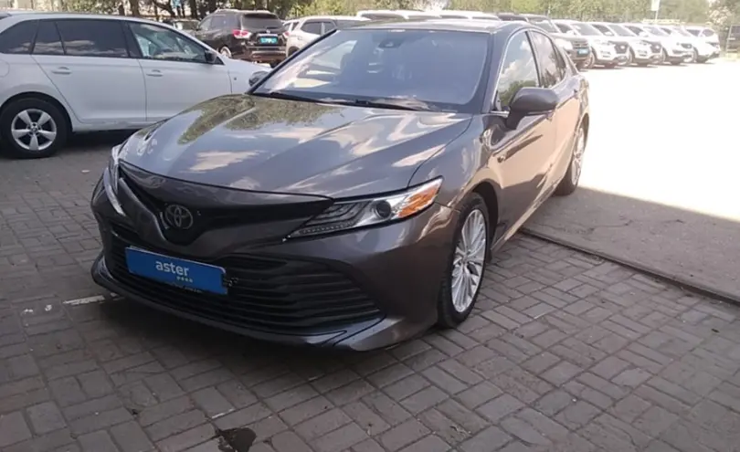 Toyota Camry 2018 года за 12 000 000 тг. в Актобе