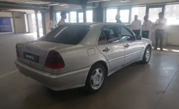 Mercedes-Benz C-Класс 1998 года за 3 000 000 тг. в Астана фото 3