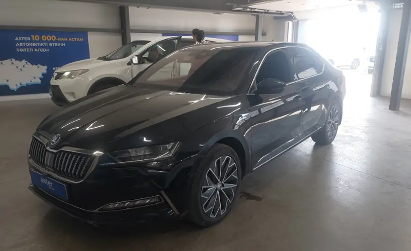 Skoda Superb 2020 года за 12 000 000 тг. в Астана