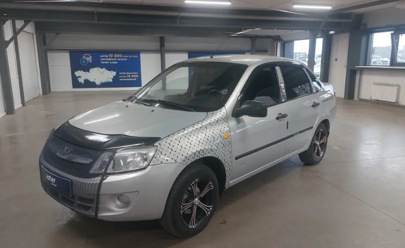 LADA (ВАЗ) Granta 2013 года за 2 900 000 тг. в Астана