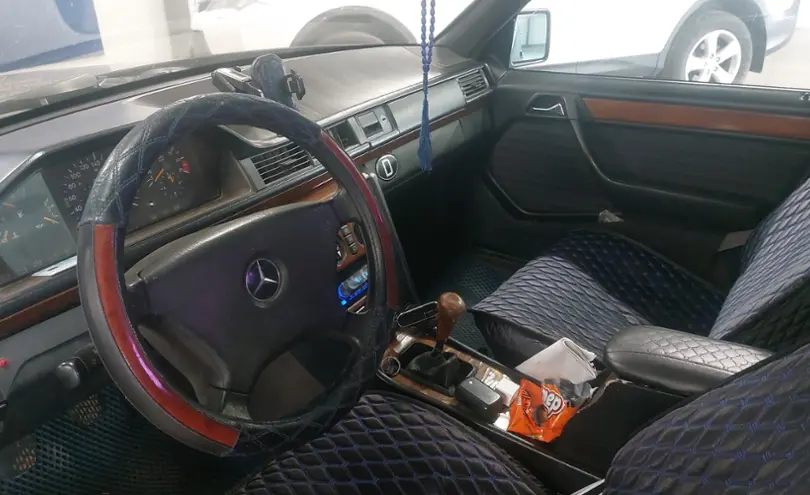 Mercedes-Benz W124 1991 года за 1 500 000 тг. в Астана фото 5