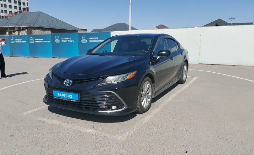 Toyota Camry 2021 года за 13 000 000 тг. в Шымкент