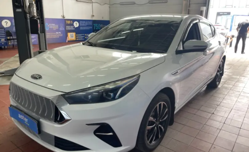 JAC J7 2021 года за 5 000 000 тг. в Астана