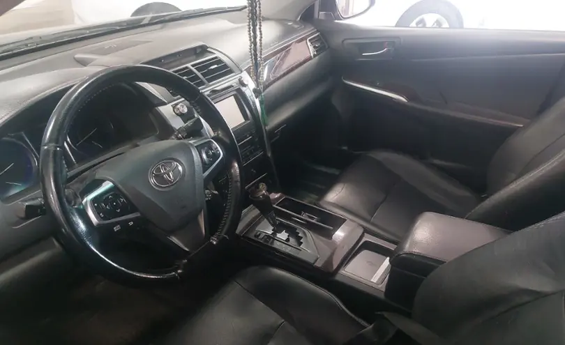 Toyota Camry 2015 года за 11 000 000 тг. в Астана фото 5