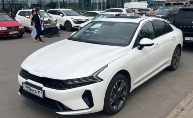 Kia K5 2024 года за 15 000 000 тг. в Астана