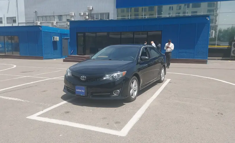 Toyota Camry 2014 года за 7 000 000 тг. в Алматы