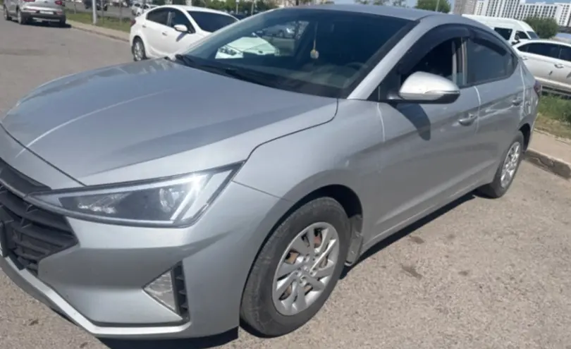 Hyundai Elantra 2020 года за 7 500 000 тг. в Астана