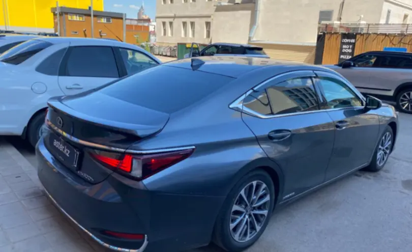 Lexus ES 2021 года за 18 000 000 тг. в Астана фото 5