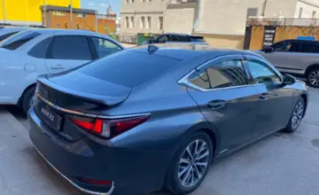 Lexus ES 2021 года за 18 000 000 тг. в Астана