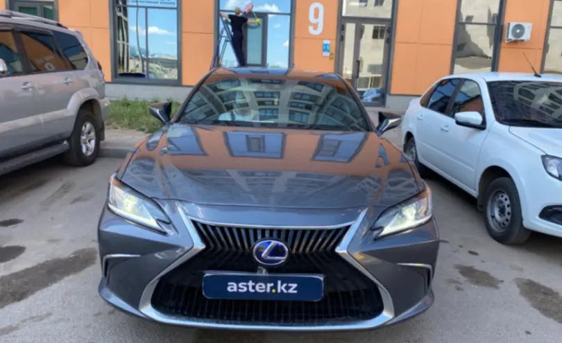 Lexus ES 2021 года за 18 000 000 тг. в Астана фото 2
