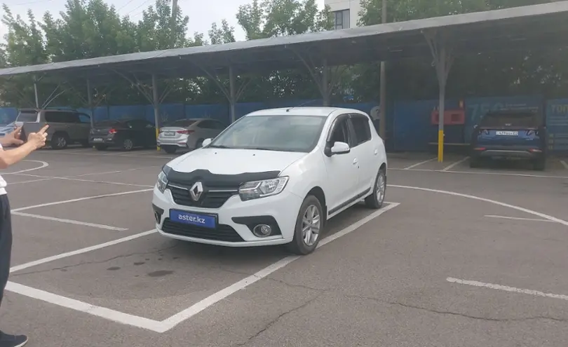 Renault Sandero 2021 года за 5 000 000 тг. в Алматы