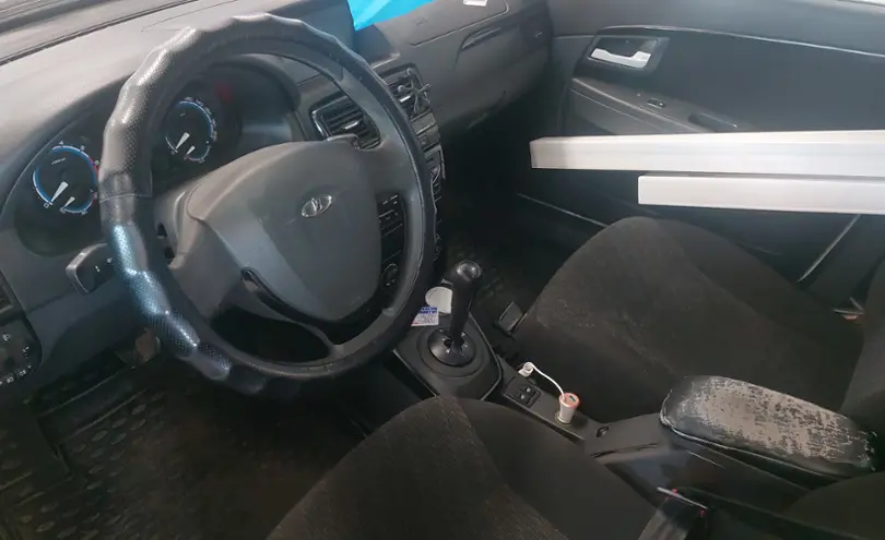 LADA (ВАЗ) Priora 2015 года за 3 500 000 тг. в Астана фото 5