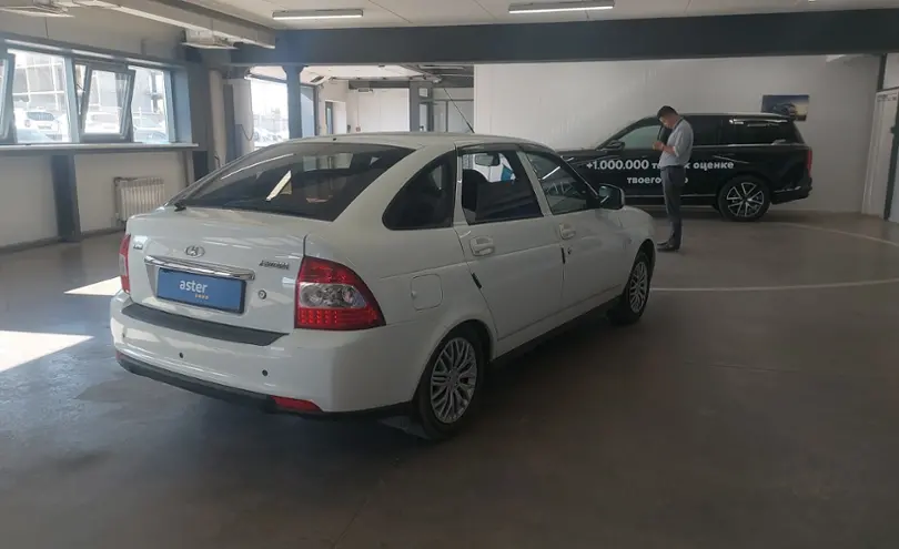 LADA (ВАЗ) Priora 2015 года за 3 500 000 тг. в Астана фото 3