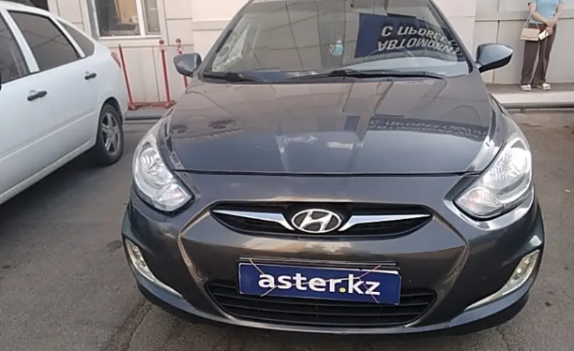 Hyundai Solaris 2013 года за 4 500 000 тг. в Костанай фото 2