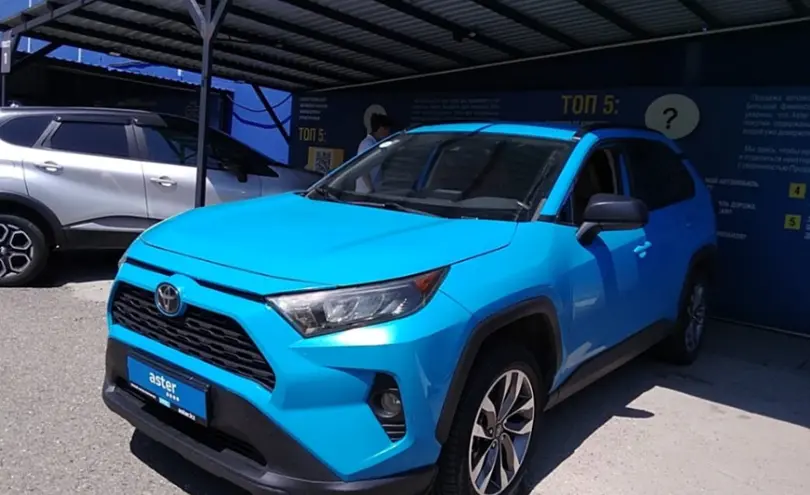 Toyota RAV4 2020 года за 10 600 000 тг. в Усть-Каменогорск