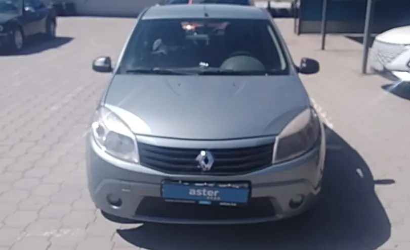 Renault Sandero 2010 года за 3 000 000 тг. в Караганда фото 2