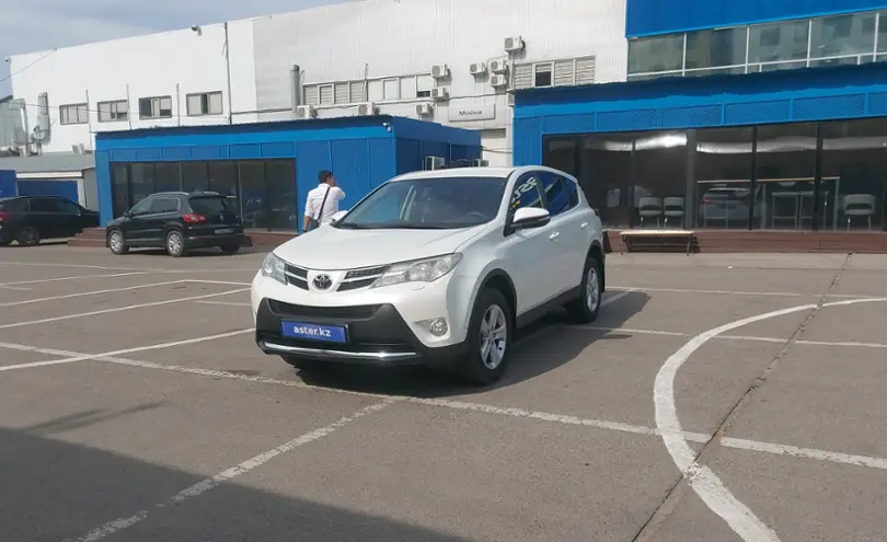 Toyota RAV4 2014 года за 9 000 000 тг. в Алматы
