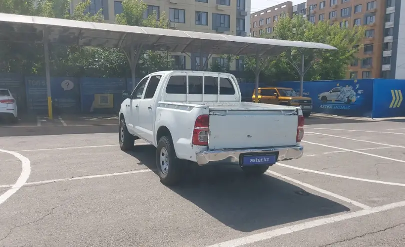 Toyota Hilux 2008 года за 5 000 000 тг. в Алматы фото 4