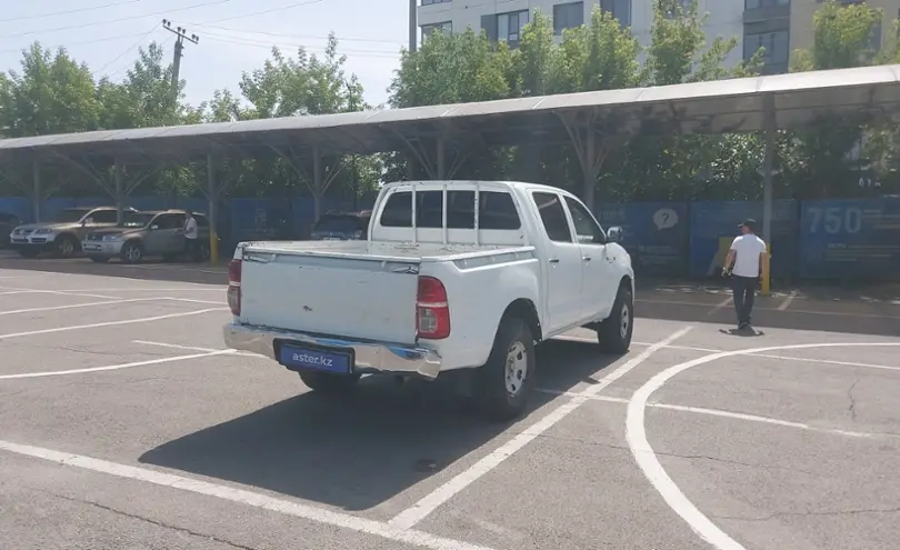 Toyota Hilux 2008 года за 5 000 000 тг. в Алматы фото 3
