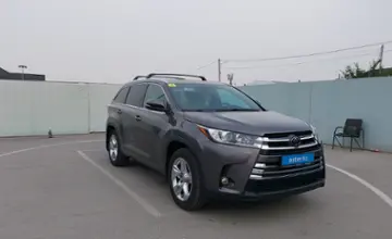 Toyota Highlander 2015 года за 17 800 000 тг. в Шымкент фото 2
