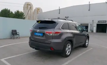 Toyota Highlander 2015 года за 17 800 000 тг. в Шымкент фото 3