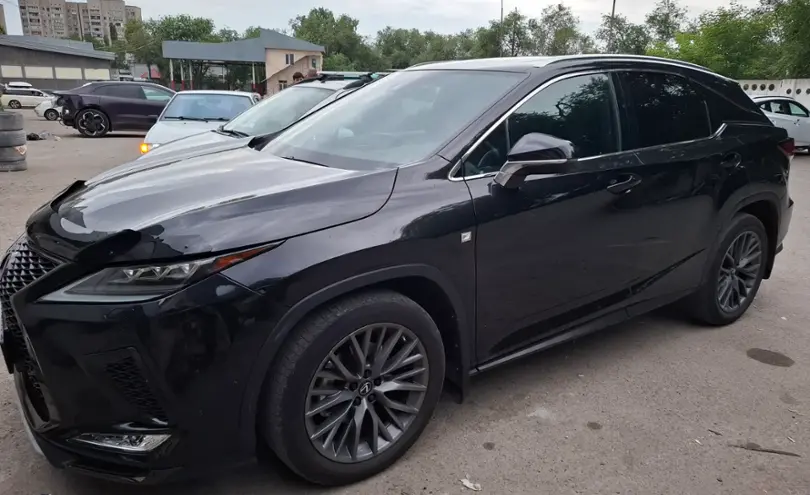 Lexus RX 2022 года за 27 500 000 тг. в Алматы