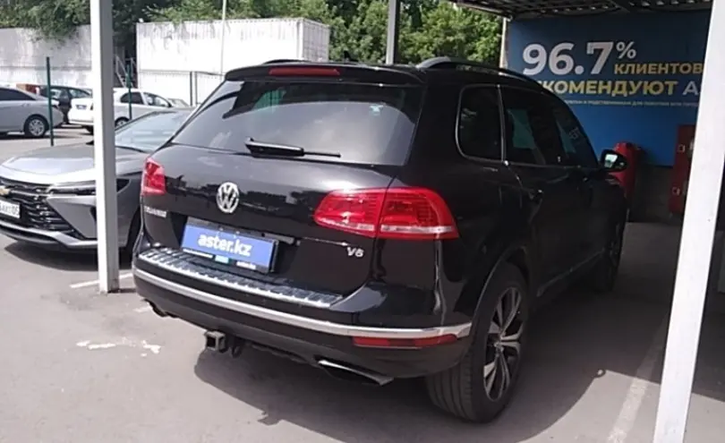 Volkswagen Touareg 2017 года за 17 500 000 тг. в Алматы фото 5